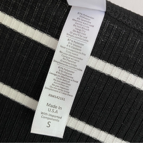 LulaRoe LYNNAE Size SMALL Black & White Stripe Long Sleeve Ribbed Hi-Low Hem - Picture 6 of 6